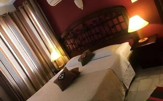 Royal Tek Büyük Yataklı Oda, Balkon, Plaj Manzaralı