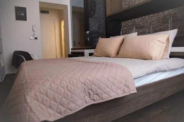 Design Stüdyo, 1 En Büyük (King) Boy Yatak, Sigara İçilmez, Balkon