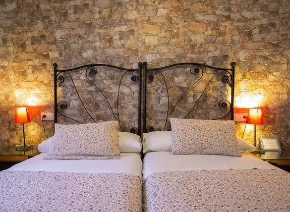 Tek Büyük veya İki Ayrı Yataklı Oda