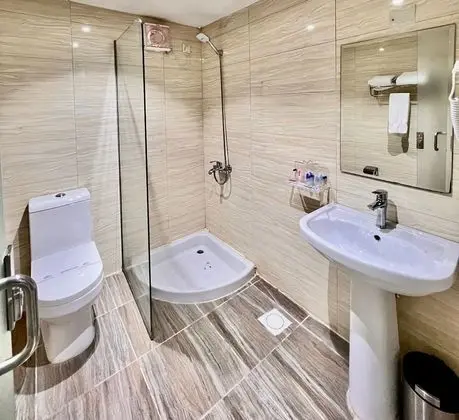 Junior Studio Suite