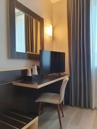 Deluxe Dört Kişilik Oda