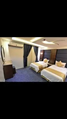 Basic Büyük Yataklı Tek Kişilik Oda, Birden Çok Yatak, Engellilere Uygun, Sigara İçilmez