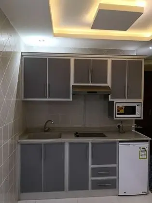 Basic Stüdyo, 1 En Büyük (King) Boy Yatak, Sigara İçilmez