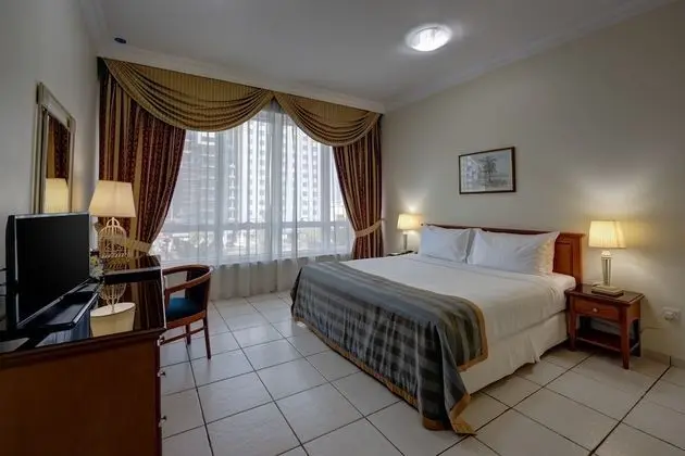 Classic One-Bedroom Apartment