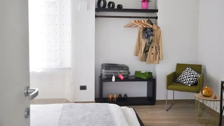 Tek Büyük Yataklı Oda, Ortak Banyo