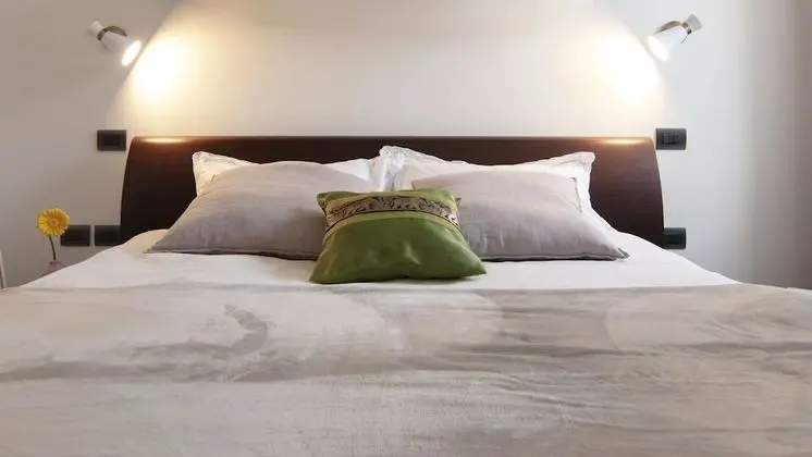 Tek Büyük Yataklı Oda, Ortak Banyo