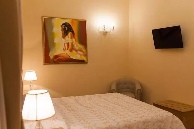 Tek Büyük Yataklı Oda (Naniglio)