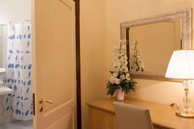 Tek Büyük Yataklı Oda (Naniglio)