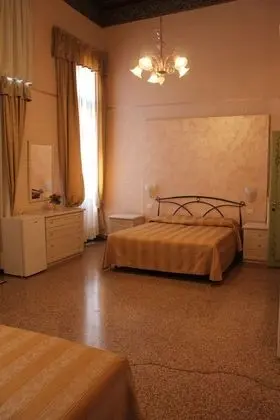 Family Süit, Kanal Manzaralı (Grand Canal)