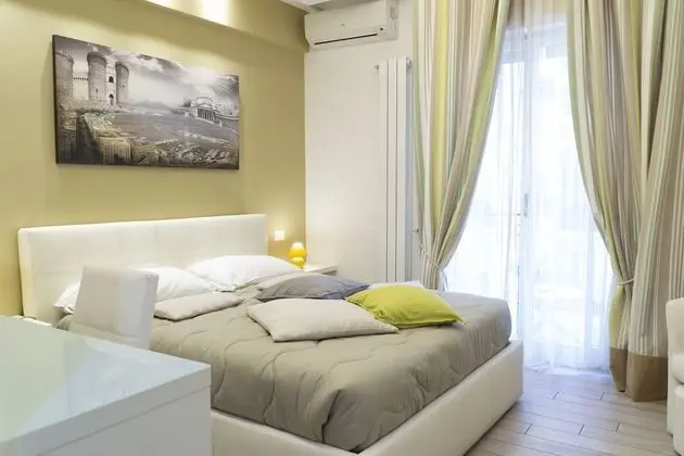 Tek Büyük Yataklı Oda, Balkon