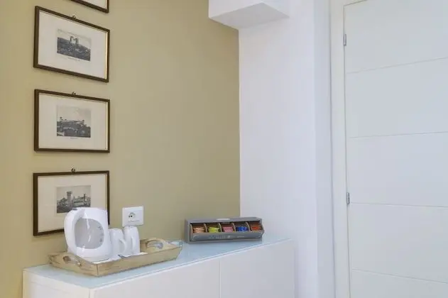 Tek Büyük Yataklı Oda, Balkon