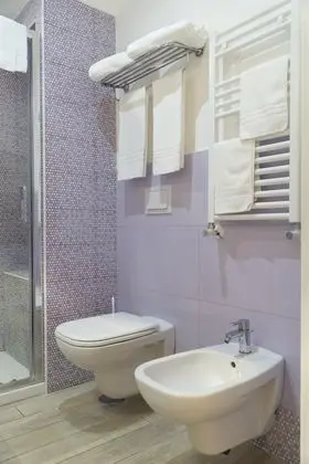 Tek Büyük Yataklı Oda, Balkon