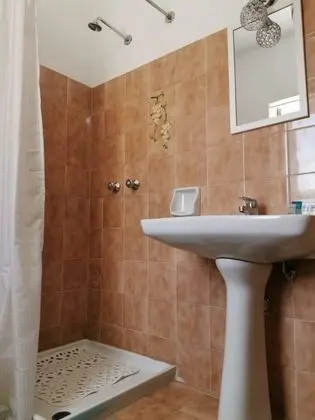 Tek Büyük Yataklı Oda, Özel Banyo