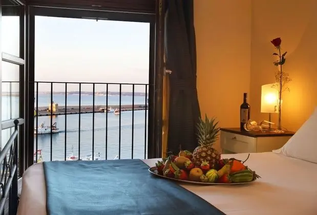 Panoramic Üç Kişilik Oda, Deniz Manzaralı