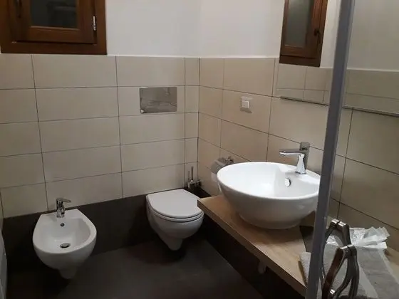 Üç Kişilik Oda