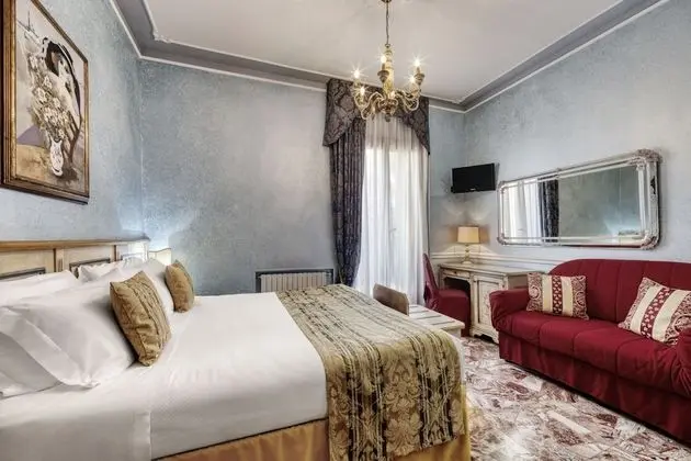 Superior Tek Büyük veya İki Ayrı Yataklı Oda