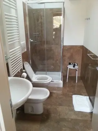 Standard Tek Büyük Yataklı Oda (tiziano)