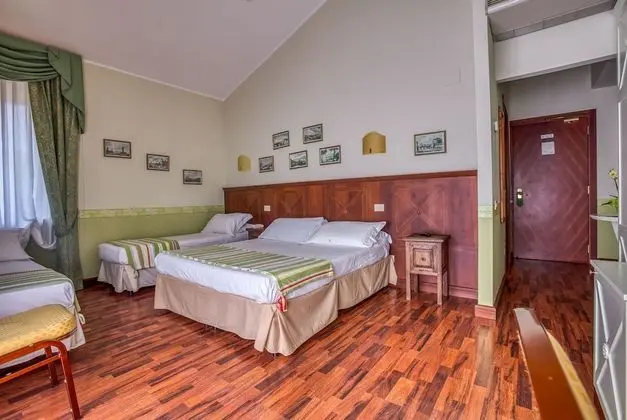 Dört Kişilik Oda