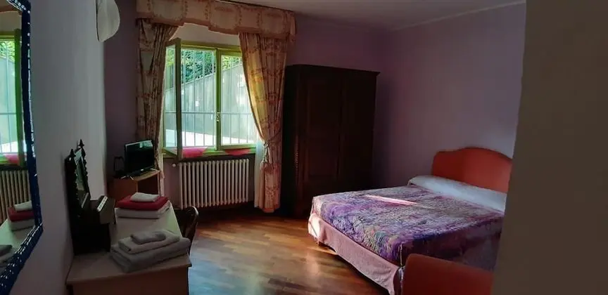 Tek Büyük Yataklı Oda, Banyolu/Duşlu (Barbie)