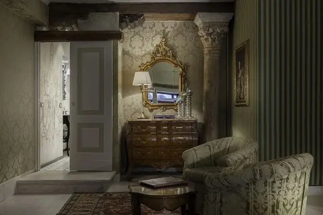 Junior Süit, Kanal Manzaralı (Gran Canal View)