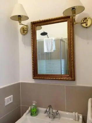 Standard Tek Büyük veya İki Ayrı Yataklı Oda, Özel Banyo