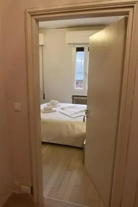 Economy Tek Büyük Yataklı Oda