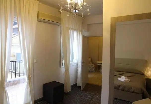 Üç Kişilik Oda