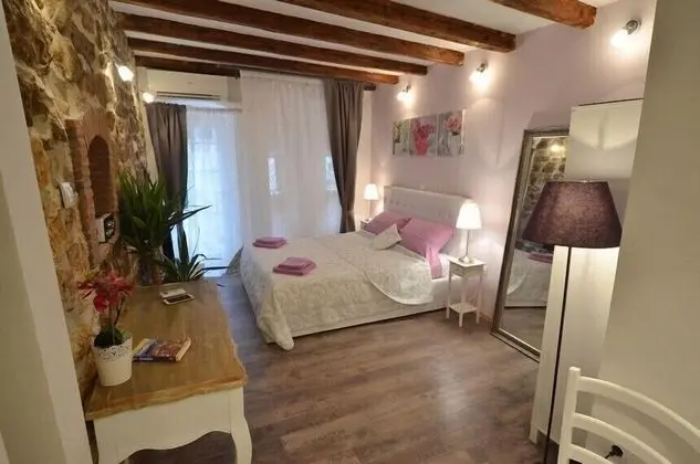 City Stüdyo, 1 Büyük (Queen) Boy Yatak, Sigara İçilmez