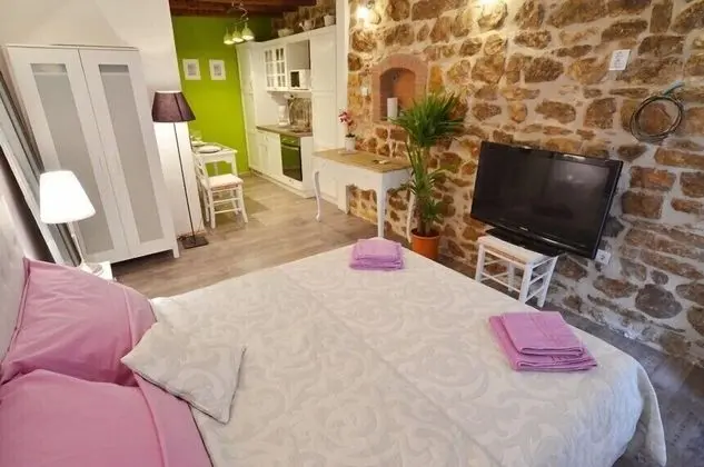 City Stüdyo, 1 Büyük (Queen) Boy Yatak, Sigara İçilmez