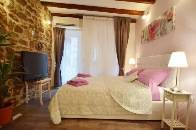 City Stüdyo, 1 Büyük (Queen) Boy Yatak, Sigara İçilmez