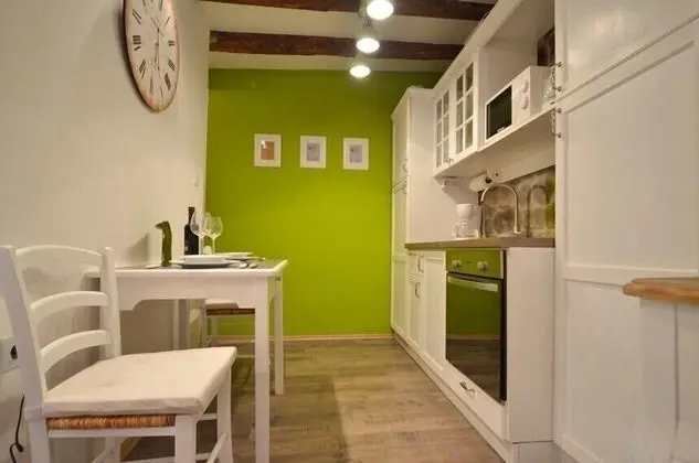 City Stüdyo, 1 Büyük (Queen) Boy Yatak, Sigara İçilmez