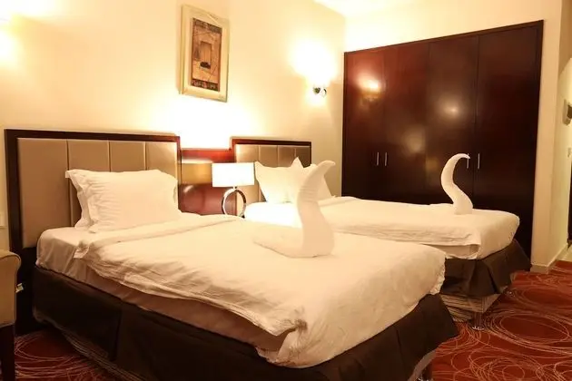 Suite 2 Rooms