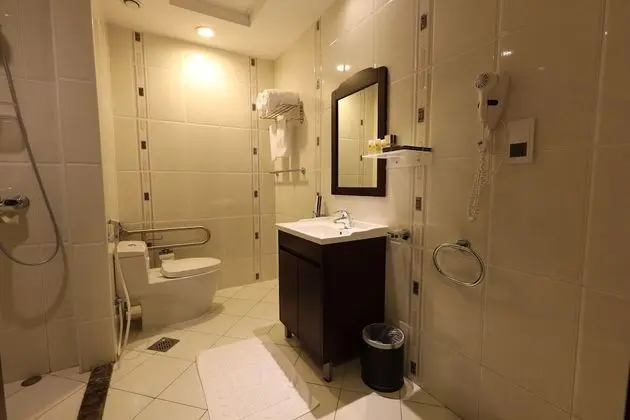 Suite 2 Rooms