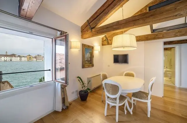 Executive Apart Daire, 2 Yatak Odası, Kanal Manzaralı