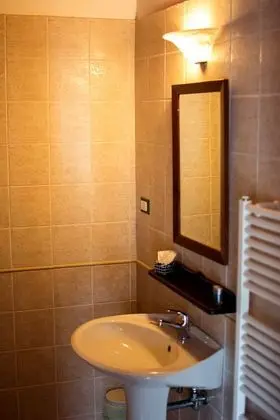 Banyo lavabosu