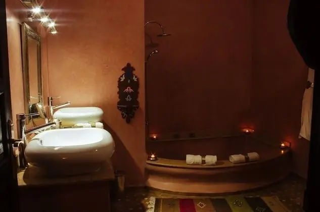 Deluxe Süit, Havuz Kullanımı