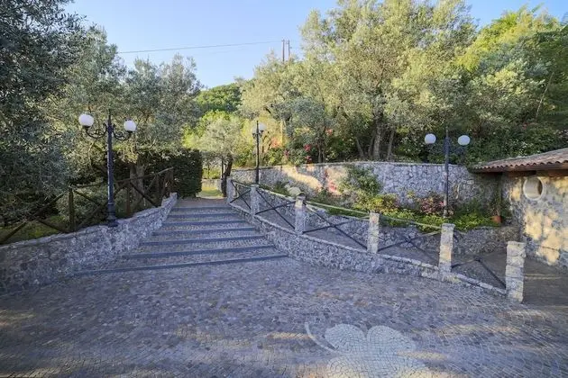 Family Üç Kişilik Oda