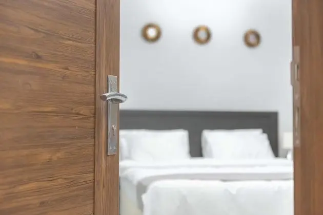 Business Tek Büyük veya İki Ayrı Yataklı Oda