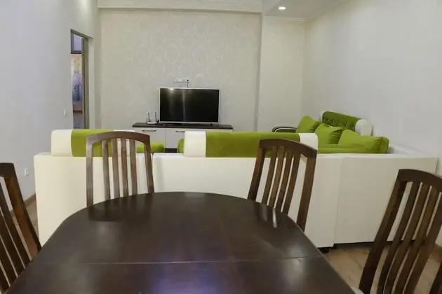 Standard Apart Daire, 2 Yatak Odası, Mutfak