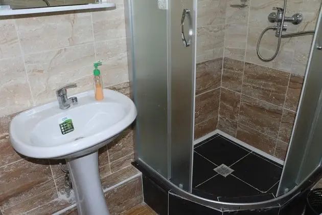 Standard Apart Daire, 2 Yatak Odası, Mutfak