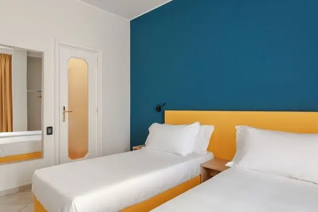 Tek Büyük veya İki Ayrı Yataklı Oda