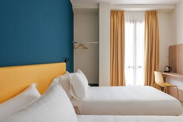 Tek Büyük veya İki Ayrı Yataklı Oda