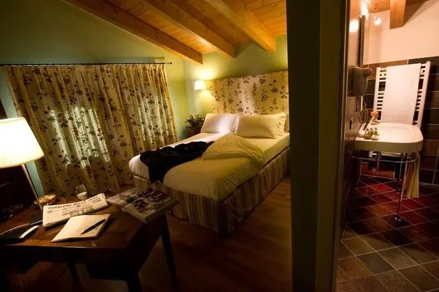 Comfort Tek Büyük Yataklı Oda