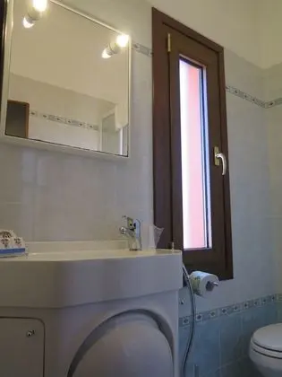 Basic Tek Büyük Yataklı Oda