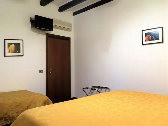 Classic Üç Kişilik Oda