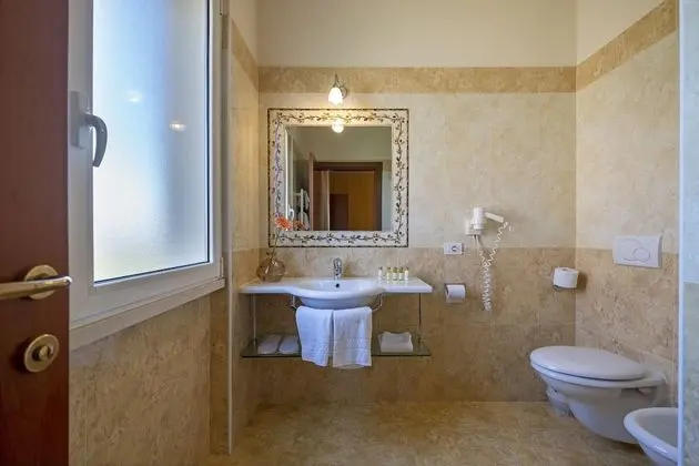 Superior Tek Büyük Yataklı Oda, Balkon (or Terrace)