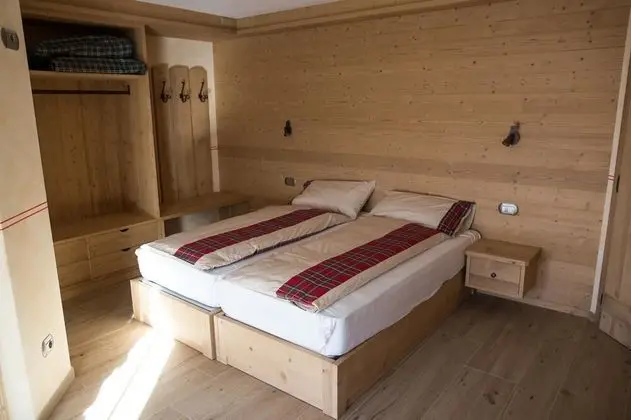 Tek Büyük veya İki Ayrı Yataklı Oda, 1 Çift Kişilik veya 2 Tek Kişilik Yatak, Balkon, Dağ Manzaralı