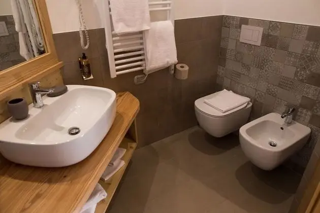 Tek Büyük veya İki Ayrı Yataklı Oda, 1 Çift Kişilik veya 2 Tek Kişilik Yatak, Balkon, Dağ Manzaralı