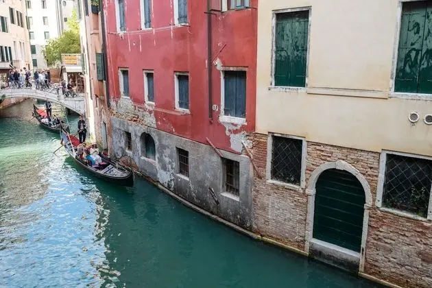 Economy Oda, Kanal Manzaralı