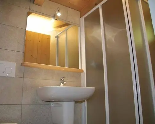 Family Oda, Ortak Banyo